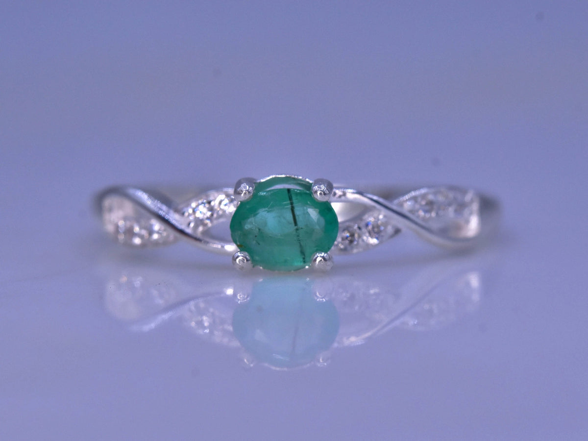 Prachtige Natuurlijke Swat Smaragd Damesring 7,80 CT – 925 Zilver