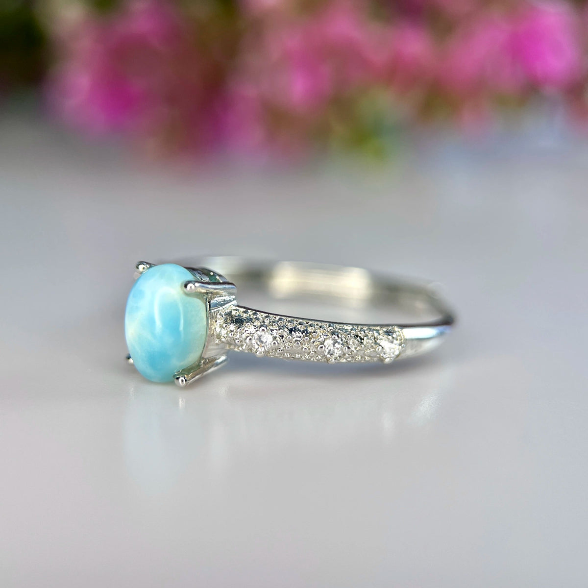 Natuurlijke Larimar Ring met Zirkonia – Rhodium Plated