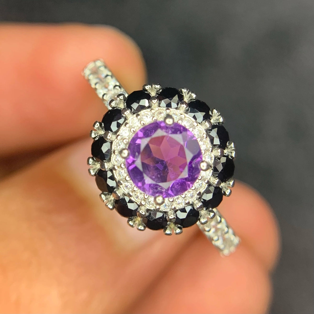 Natuurlijke Amethist Ring met Spinel – 925 Sterling Zilver – Rhodium Plated