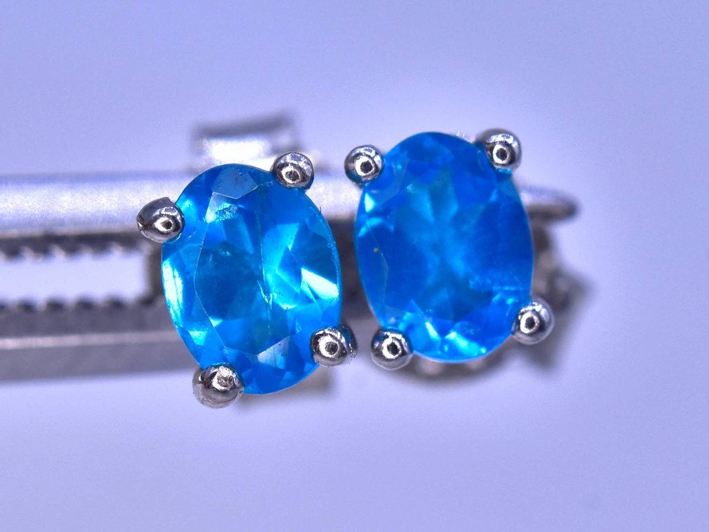 Natuurlijke oorbellen met apatiet – 3.05 ct, 925 sterling zilver