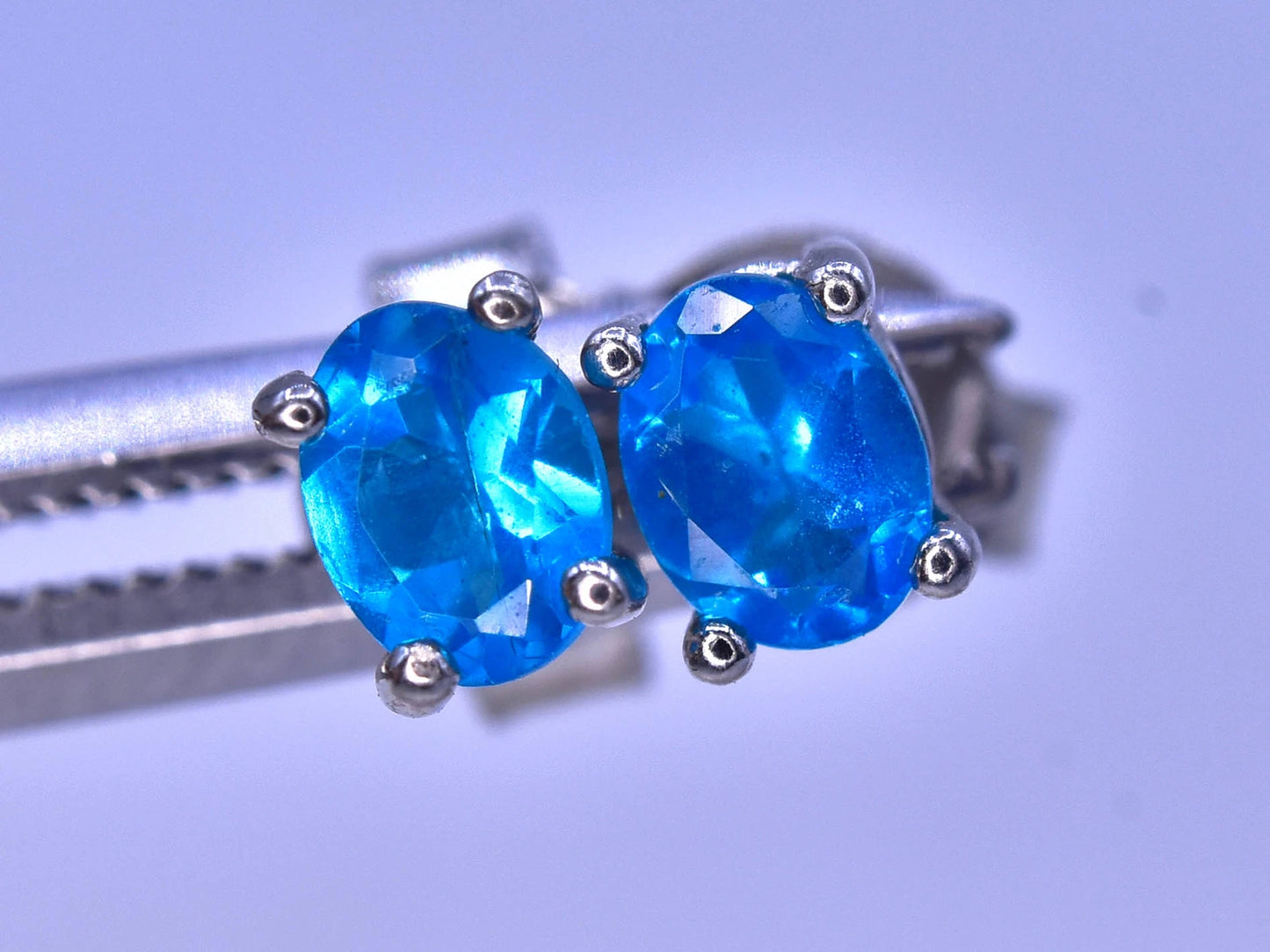 Natuurlijke oorbellen met apatiet – 3.05 ct, 925 sterling zilver