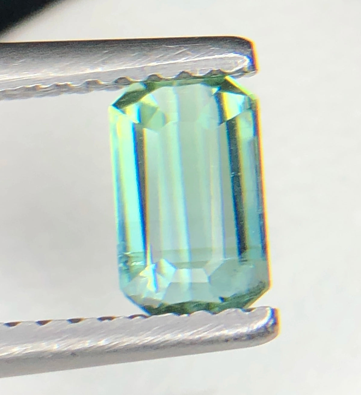 Natuurlijke Groene Toermalijn 0,65 ct – Octagon Cut Losse Edelsteen