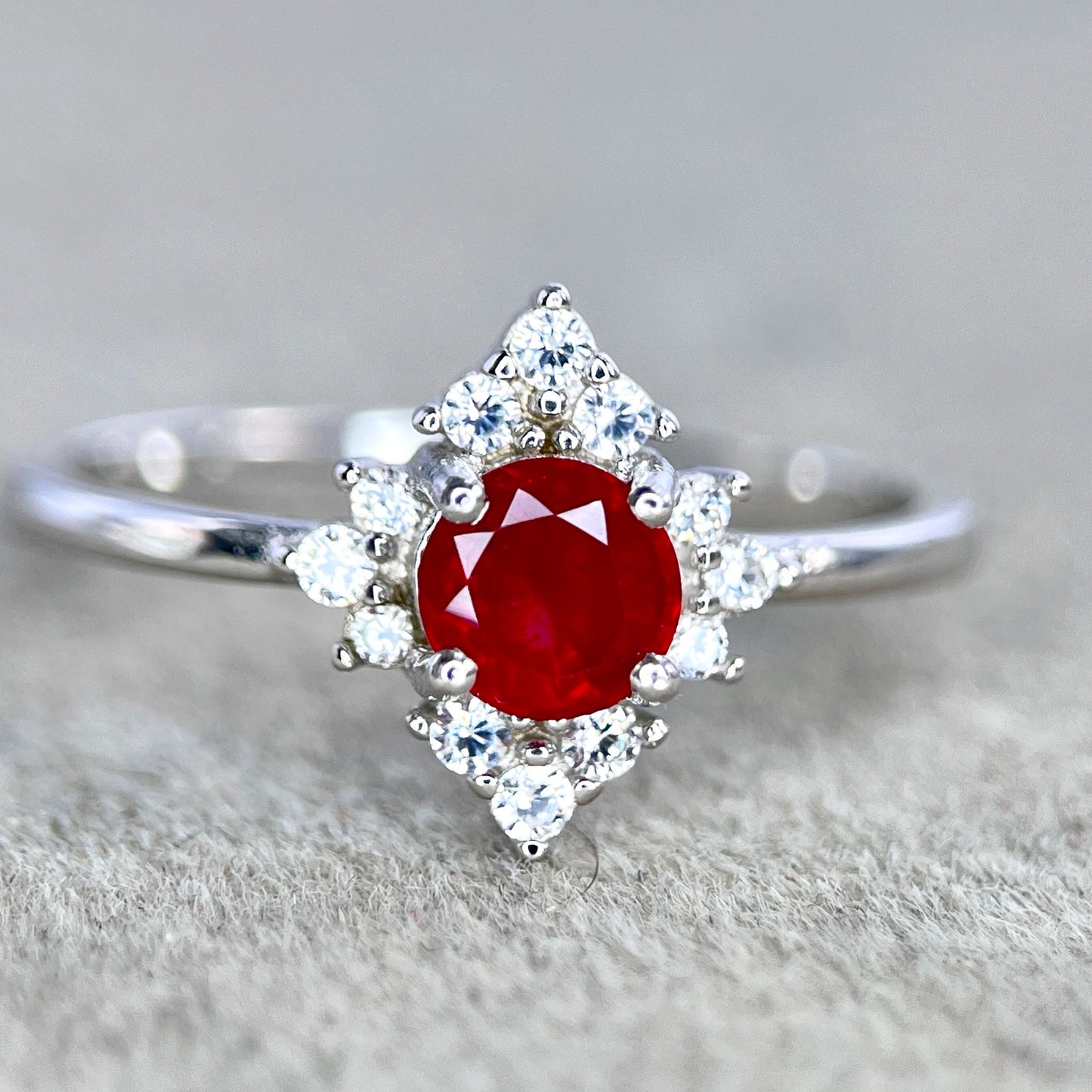 Natuurlijke robijnring – 925 sterling zilver