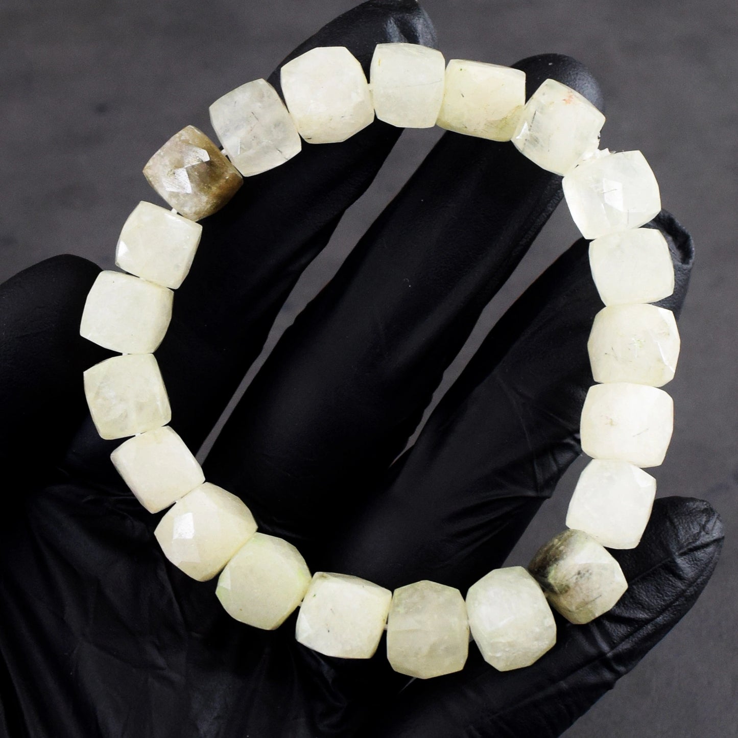Echte Rutielkwarts Stretch Kralenarmband met Gefacetteerde Stenen 160,00 CT