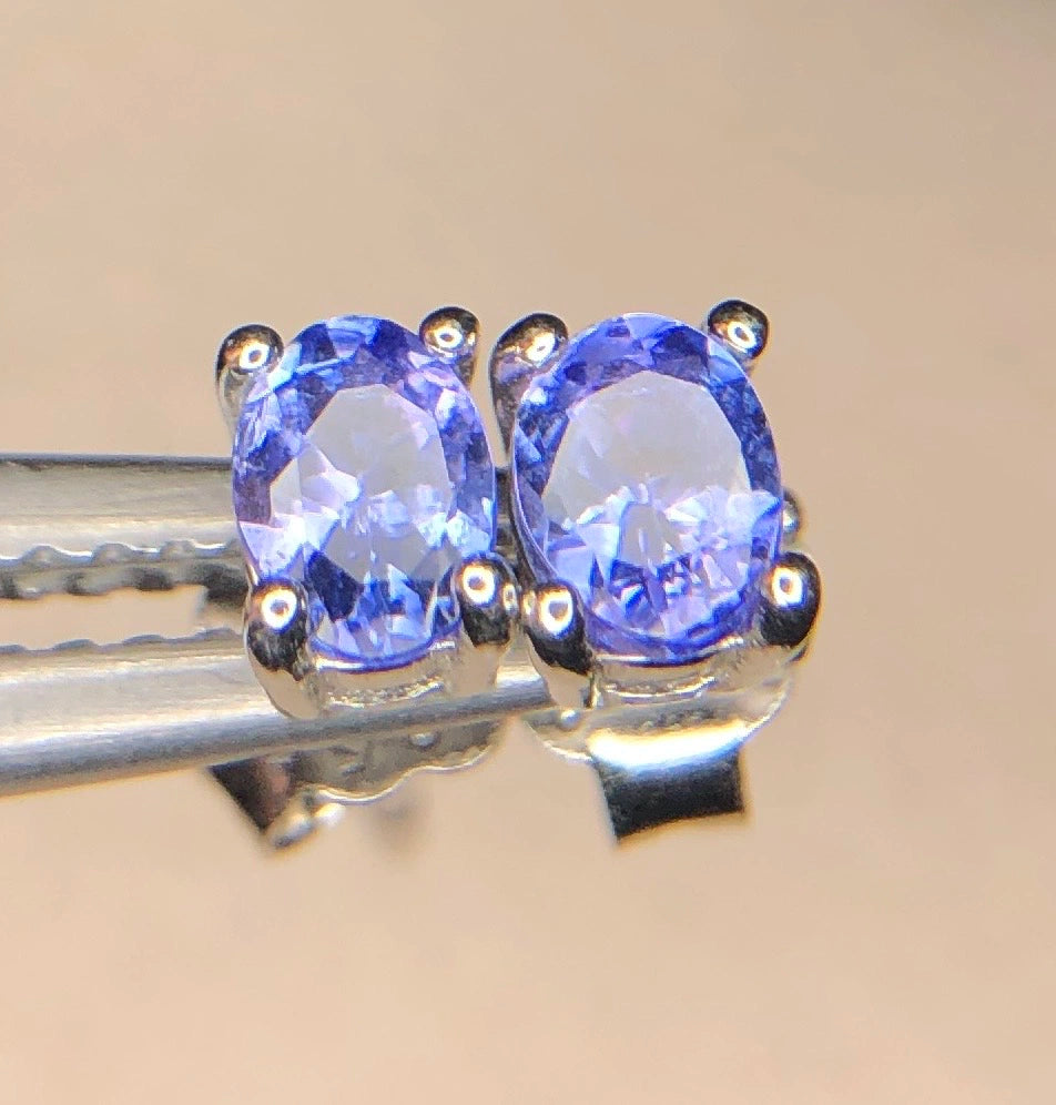 Natuurlijke Tanzaniet Oorstekers 3,25 ct – 925 Sterling Zilver Rhodium Plated