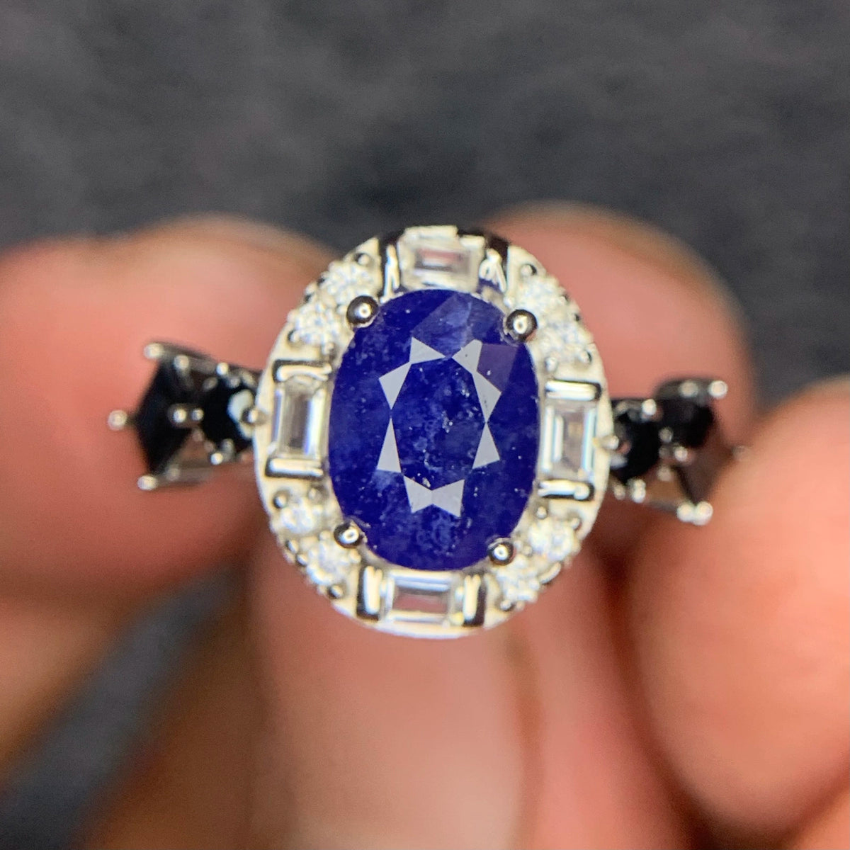 Natuurlijke Blauwe Saffier & Spinel Ring – 17,36 ct – 925 Sterling Zilver