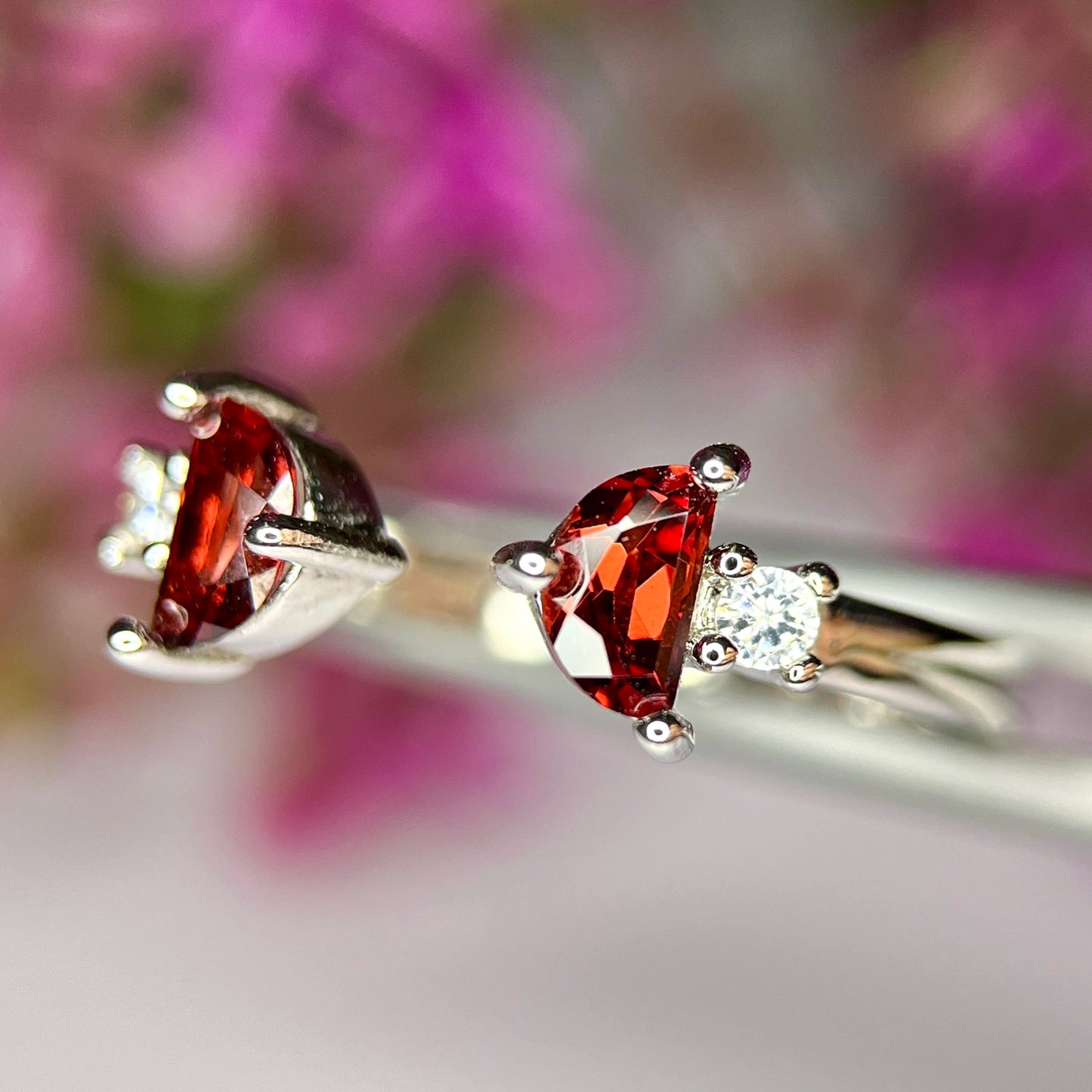 Natuurlijke rhodolietgranaatring – gerhodineerd