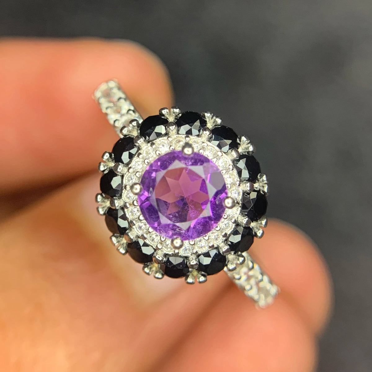 Natuurlijke Amethist Ring met Spinel – 925 Sterling Zilver – Rhodium Plated