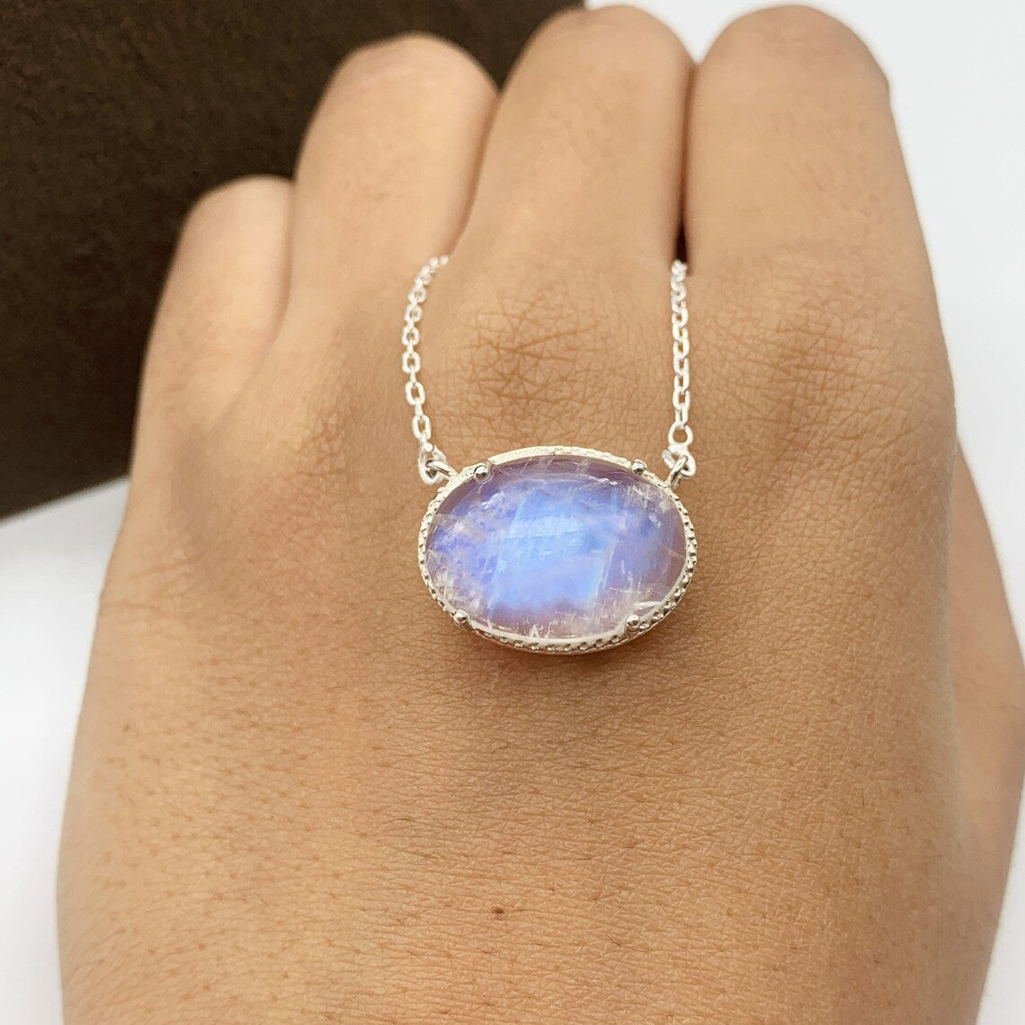 Blue Fire Maansteen Ketting – 925 Sterling Zilver • Ovale Vintage Hanger