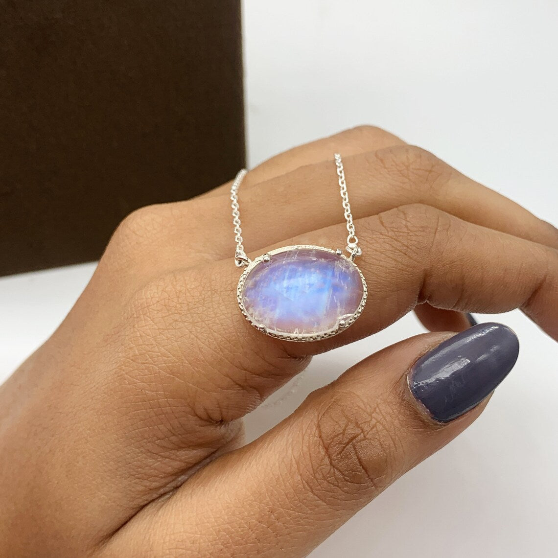 Blue Fire Maansteen Ketting – 925 Sterling Zilver • Ovale Vintage Hanger