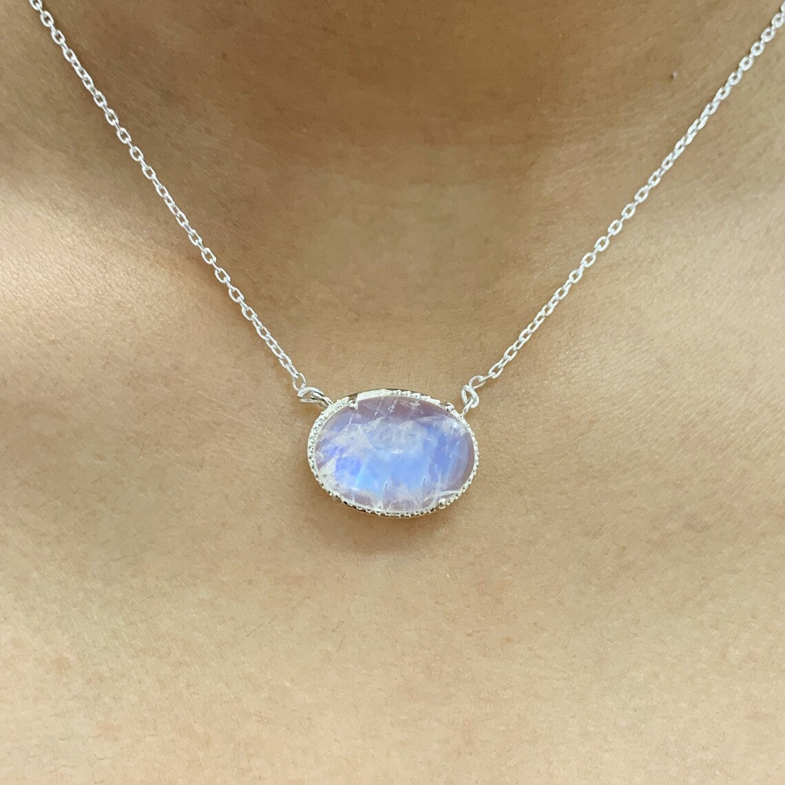 Blue Fire Maansteen Ketting – 925 Sterling Zilver • Ovale Vintage Hanger
