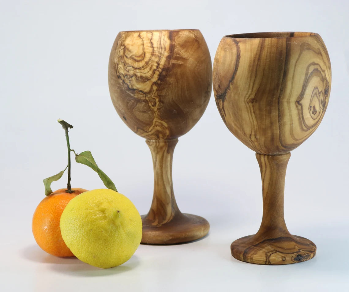 2 Houten Bekers van Tunesisch Olijfhout