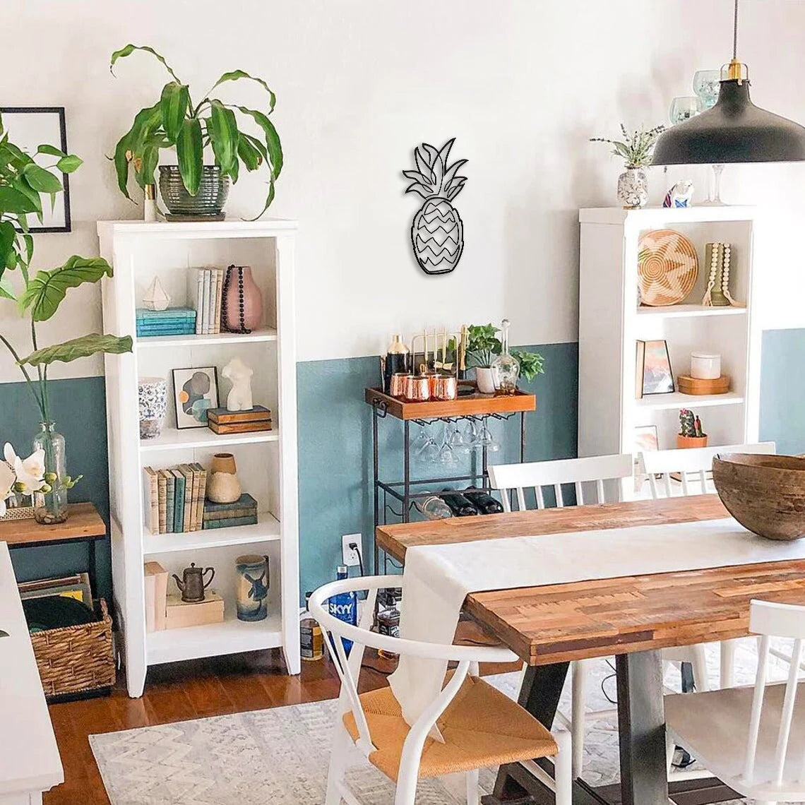 "Voeg een stijlvolle touch toe aan jouw interieur met onze handgemaakte 3D Ananas wanddecoratie!"