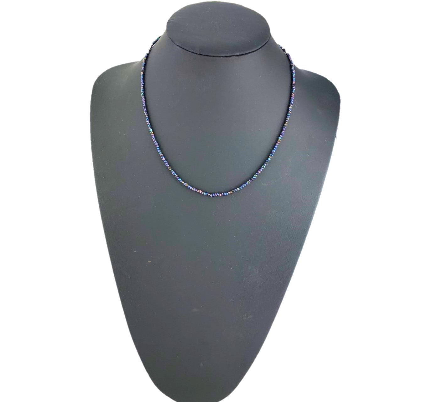 Ontdek de helende kracht van blauwe Spinel met deze prachtige halsketting
