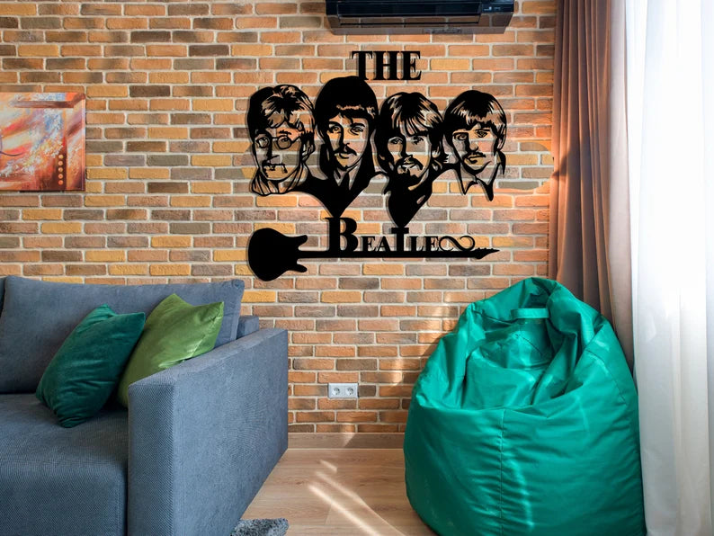 Haal meteen die unieke sfeer in huis met onze handgemaakte metalen wanddecoratie van The Beatles!