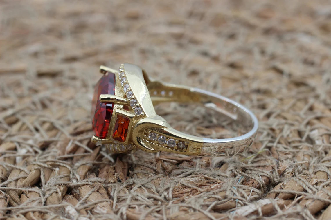 "De Handgemaakte Ruby Ring: Voeg Een Beetje Glamour Toe Aan Uw Leven"