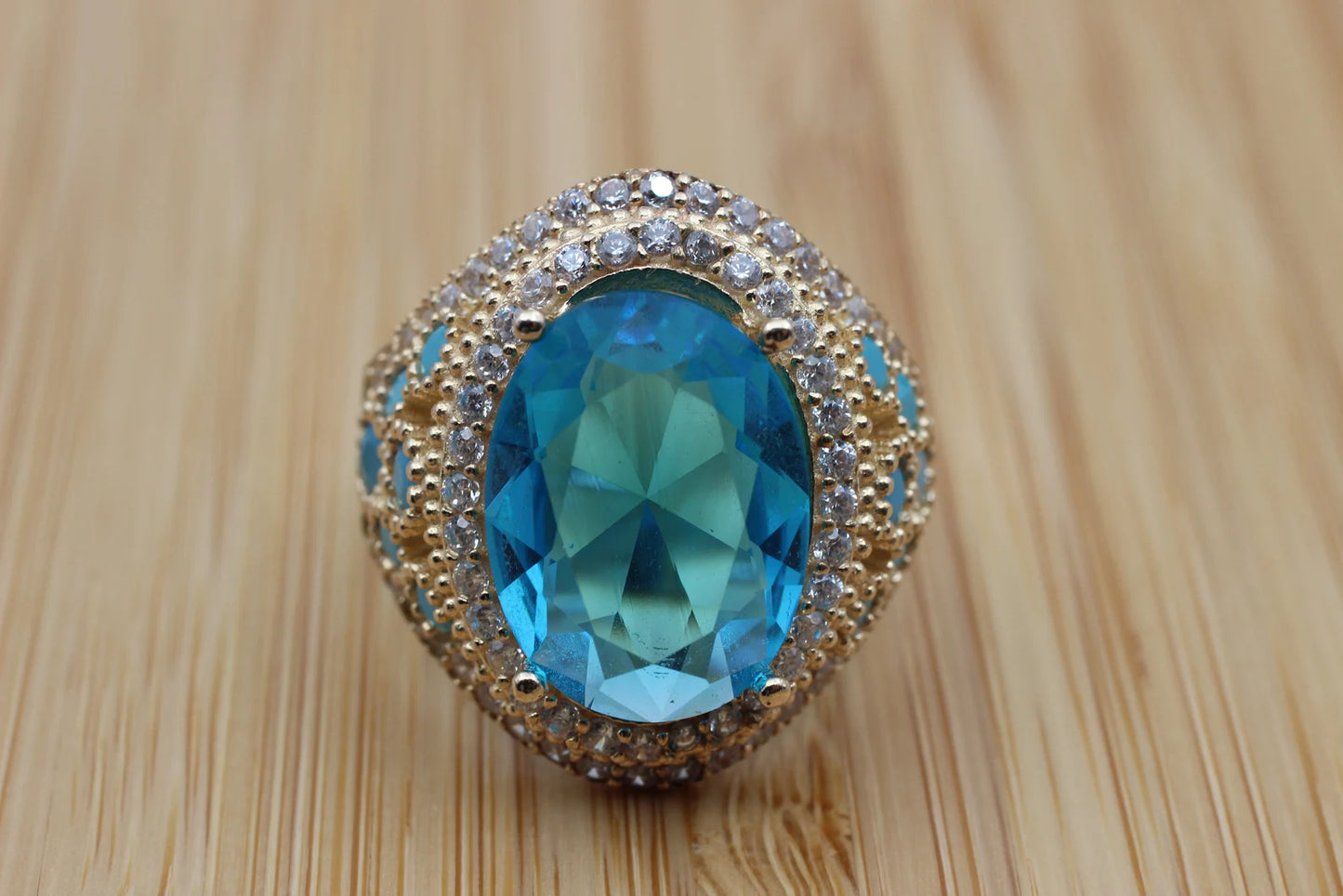Aquamarine Ring Woman