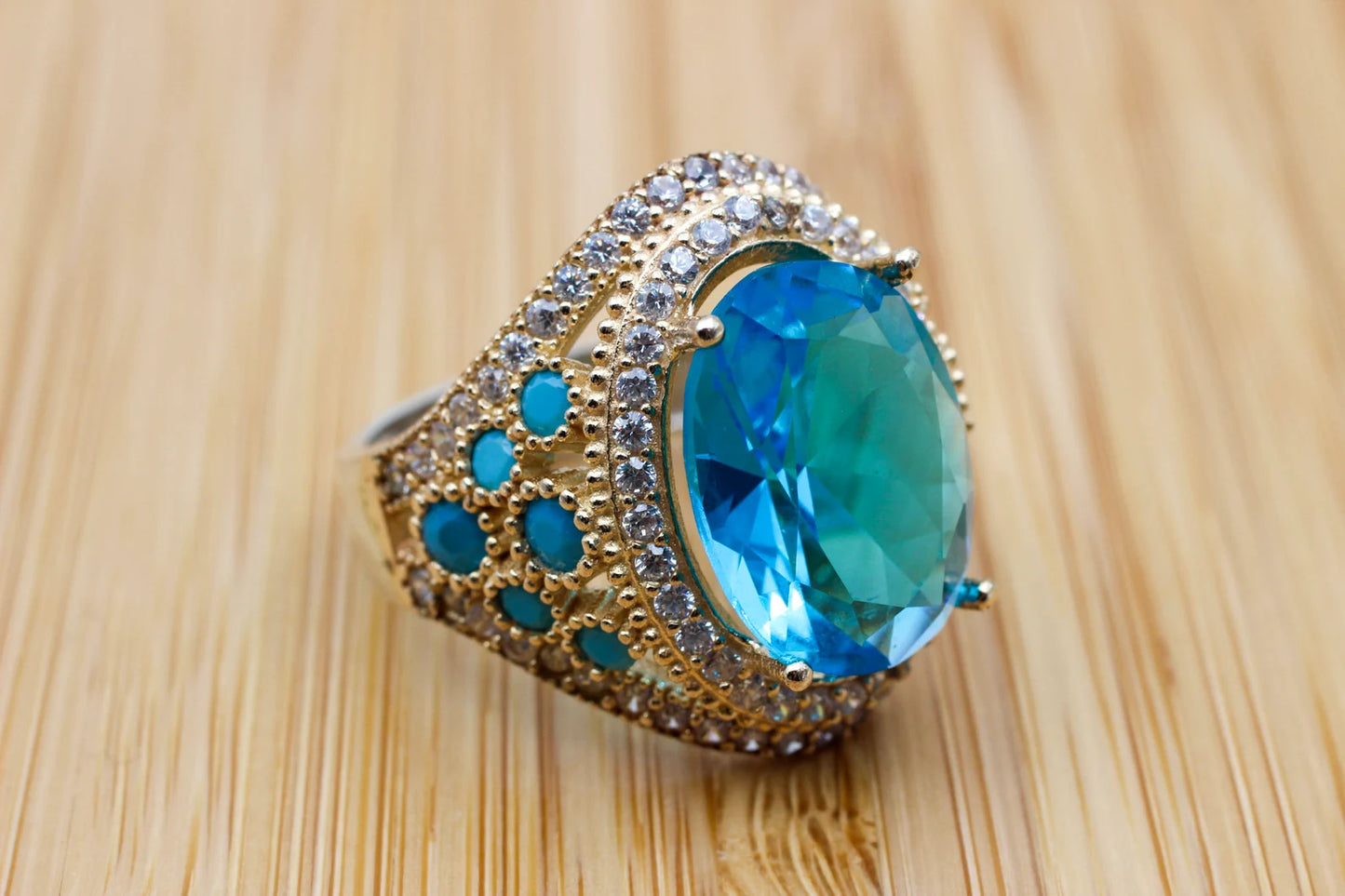 Aquamarine Ring Woman