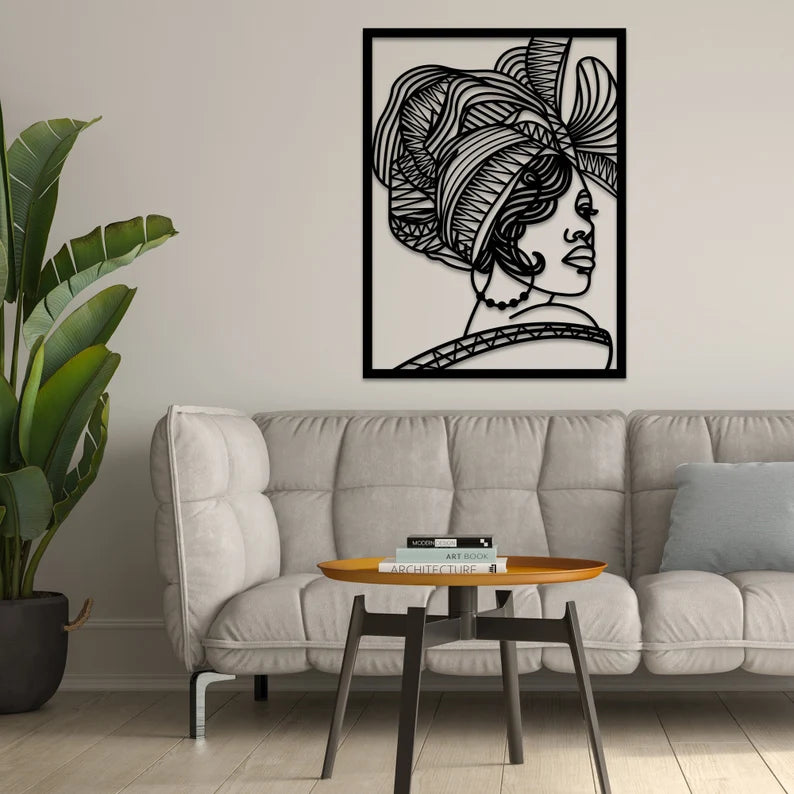"Voeg stijl en karakter toe aan jouw huis met deze unieke handgemaakte vrouw wanddecoratie "